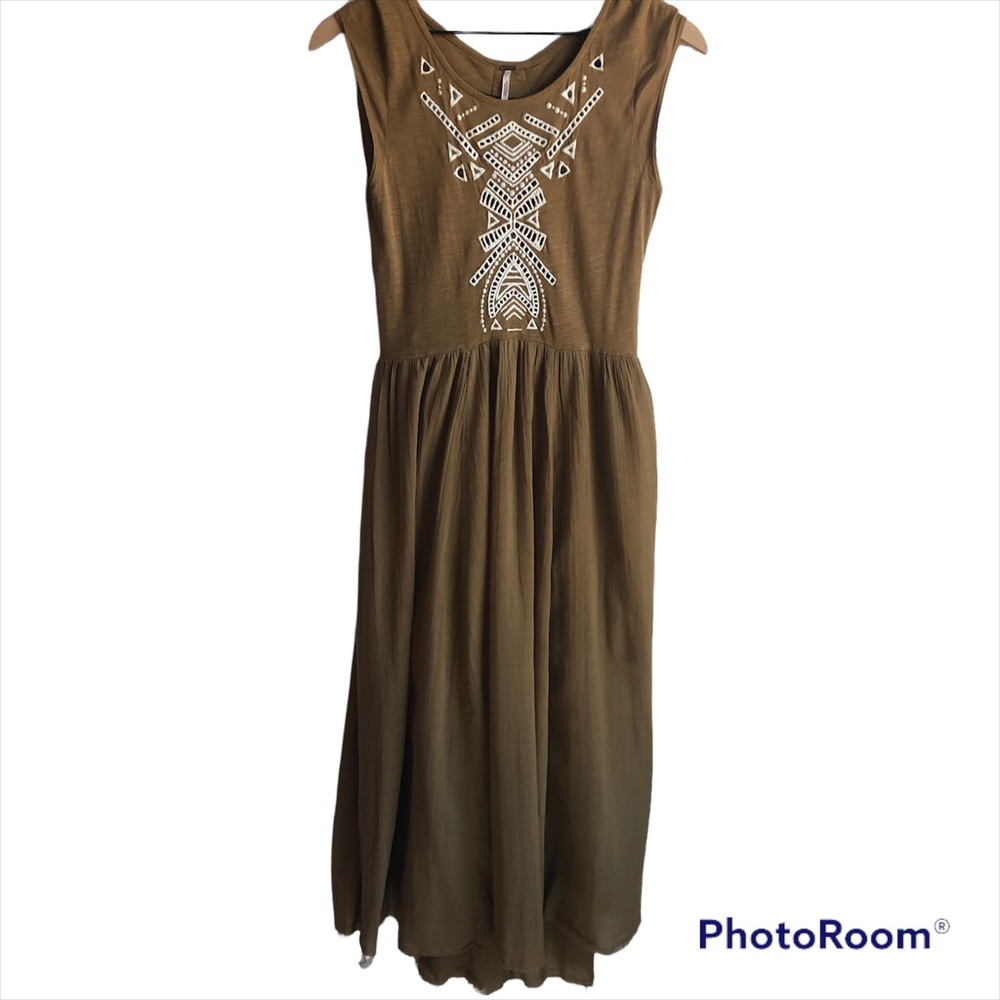 Free People brown embroidered midi dress size XS